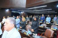 Los diputados quedaron convocados para el próximo martes 29 de abril.
