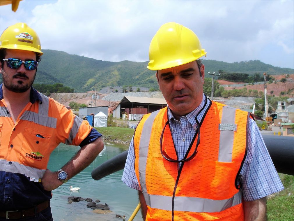 El presidente Luis Abinader visitará en horas de la mañana la mina en la que permanecen atrapados los mineros.