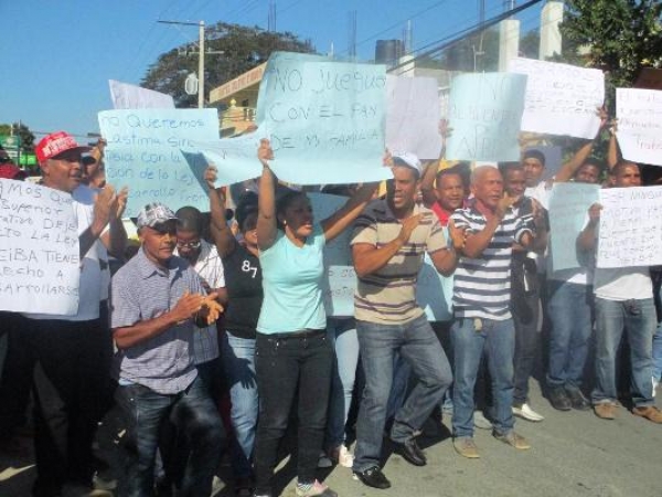 Realizan manifestación de apoyo a la Ley 28-01 en Neiba
