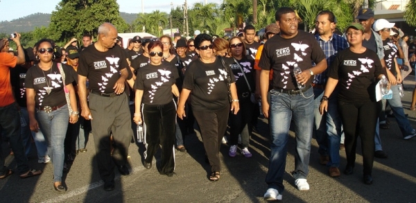 Bonao camina contra la violencia de género