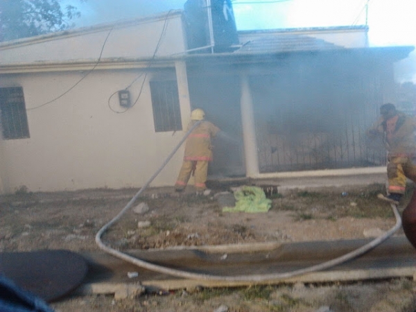 Fuego afecta vivienda en el sector de Ondina en Hato Mayor 