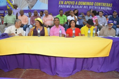 Cientos de comité intermedio del PLD deciden apoyar a Domingo Contreras:  