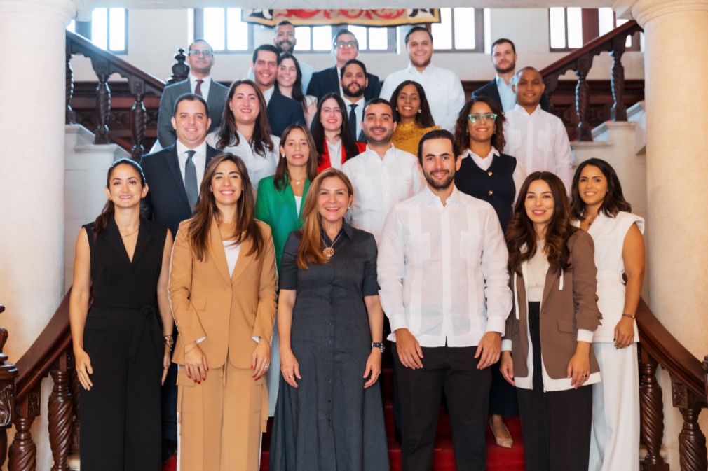 La alcaldesa recibió a los jóvenes empresarios de ANJE para compartir su visión estratégica con el PISD.