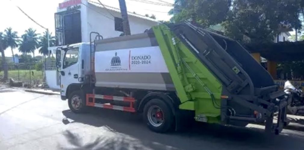 El alcalde José Enrique Romero expresó que las dos unidades les permitirán continuar ampliando la labor de limpieza en las comunidades del sector.