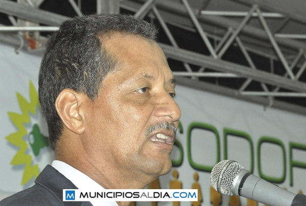 Julián Roa, presidente de la Asociación Dominicana de Regidores, ASODORE, se pronunció contrario a la reforma parcial de la Ley 176-07.