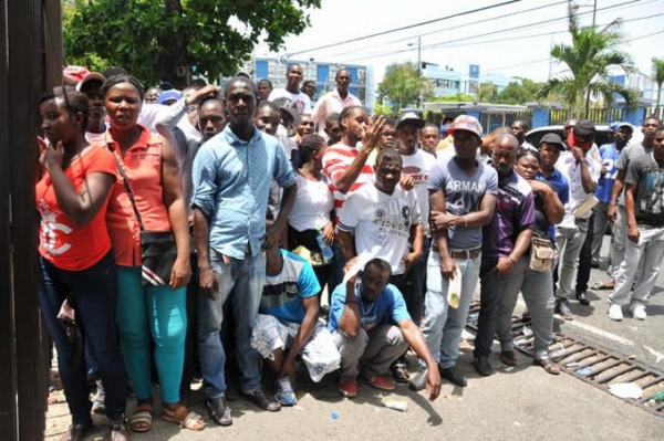 Ejército RD apresa 26 haitianos que llegaron en lancha: 