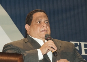 Rafael Hidalgo, presidente de Fedomu y alcalde de Azua.