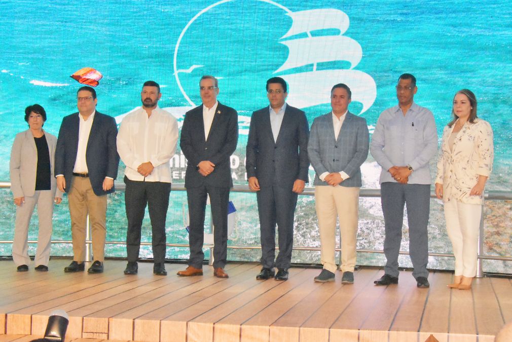 Presidente Abinader y ministro Collado destacan la importancia de la 28va conferencia de FCCA para turismo de crucero en el país.