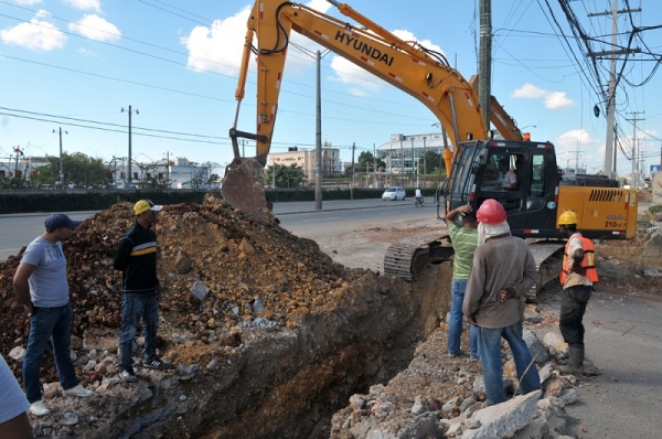 Retoman trabajos de ampliación de Autopista de San Isidro