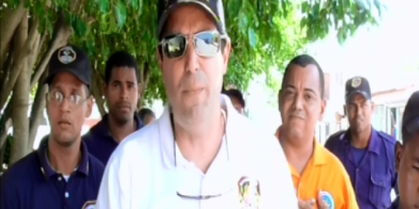 Bomberos de La Vega y Dajabón acusan senadora mantiene secuestrados equipos 