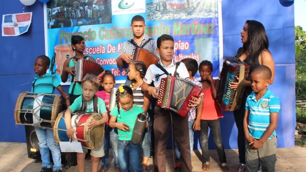 Inauguran escuela de música típica en Bayona: 