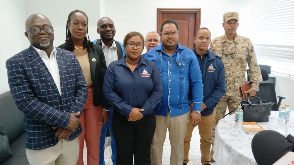 República Dominicana y Haití evalúan medidas para evitar cólera llegue al país.