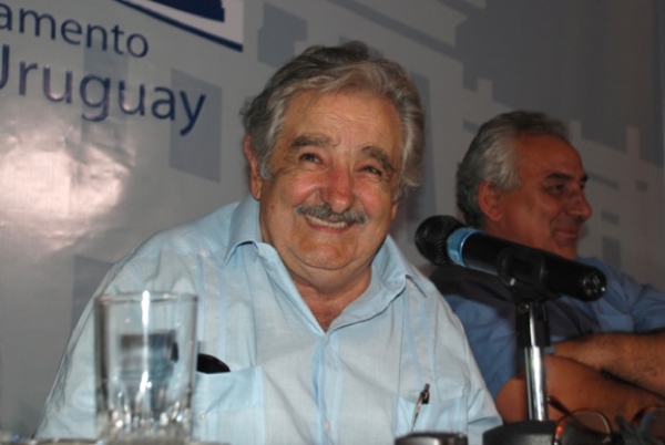 José Mujíca. 