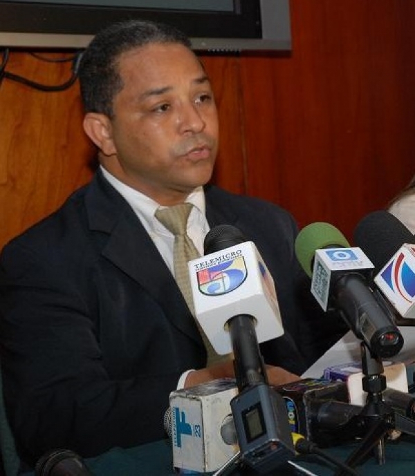 Aurelio Henríquez. 