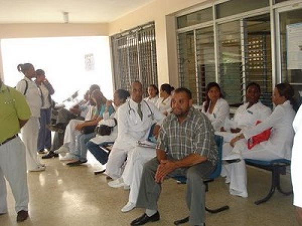 Paro médico se cumple en su segundo día