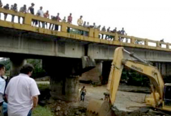 Inicios de los trabajos de reparación puente Jatubey.