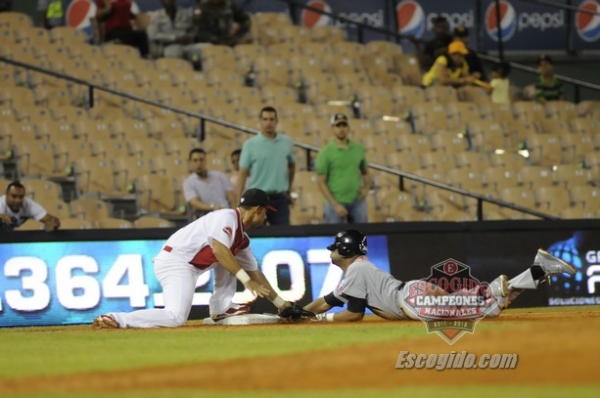 Leones caen ante Águilas