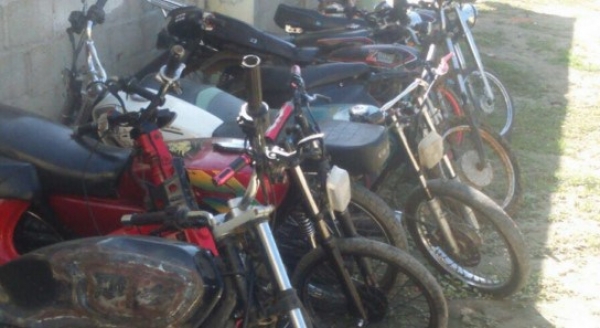 Departamento policial de Montecristi, realiza operativo de motocicletas: 
