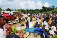 Mercado fronterizo de República Dominicana con Haití.