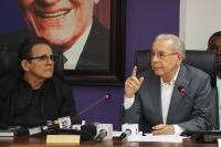 Danilo Medina y Tito Hernández encabezaron el encuentro busca llevar soluciones a agropecuarios.