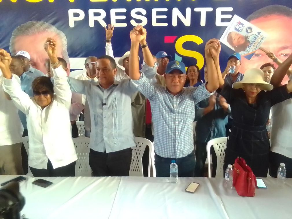 Alcalde de Boca Chica pasa del PLD al partido Justicia Social