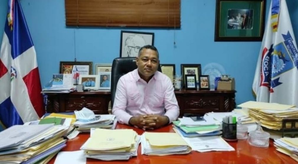 Alcalde de Boca Chica, Fermín Brito Rincón.