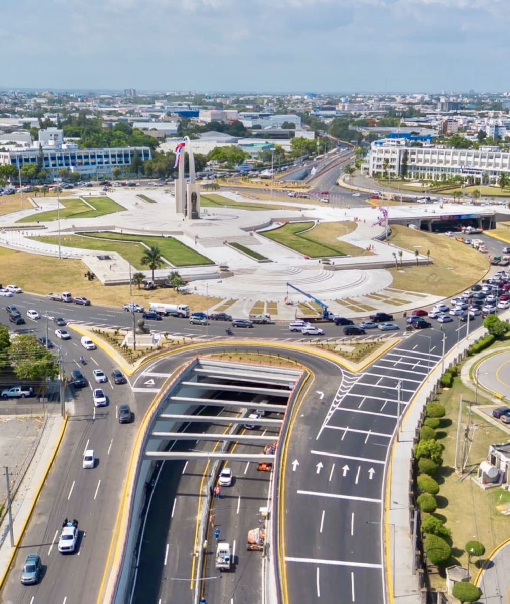 La obra busca reducir la congestión vehicular, agilizar la salida hacia la región Sur y mejorar la movilidad para miles de conductores que transitan diariamente por esa zona.