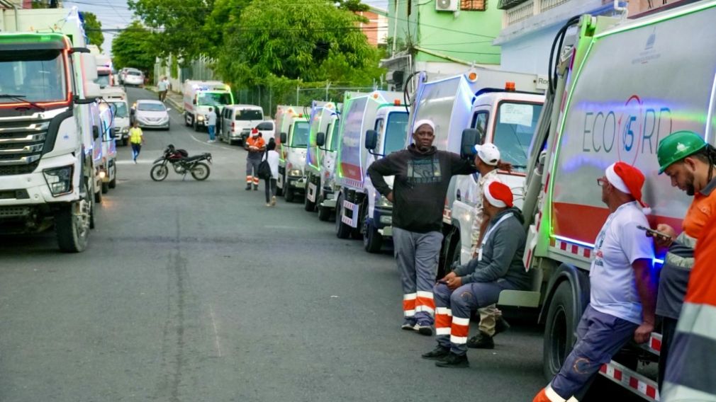El operativo busca transformar la imagen de los barrios y llenar el municipio de orden, brillo y espíritu festivo.