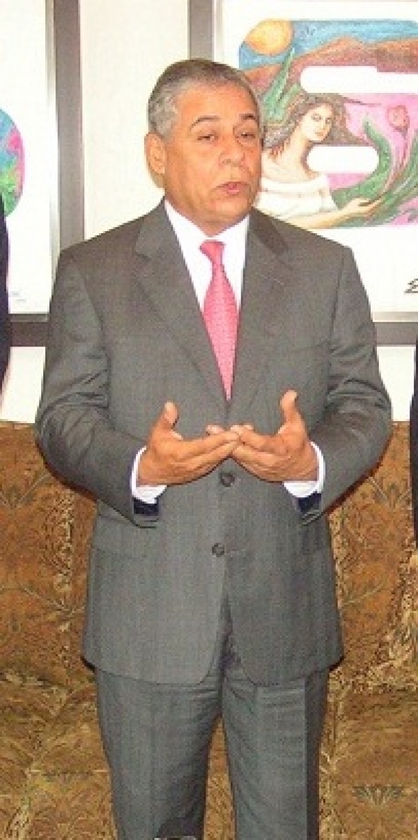 Roberto Salcedo.