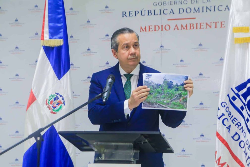 Ministro de Medio Ambiente, Orlando Jorge Mera.