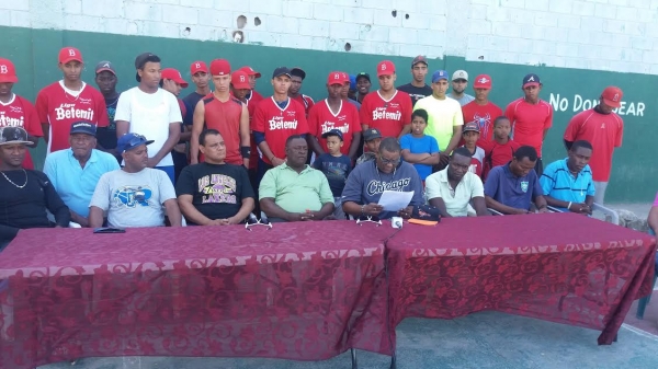 Ligas deportivas de SDE respaldan Domingo Jiménez sea candidato a la alcaldía: