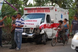 Denuncian, bomberos de Moca no tienen ambulancias: 
