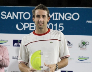 Martín Cuevas, ganador del Santo Domingo Open 2015 en República Dominicana.