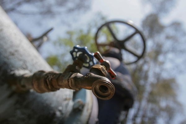 Moradores piden a Inapa restablecer servicio de agua Guayacanes:  