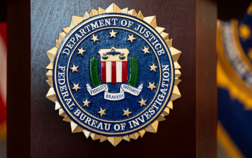 FBI investiga exembajador de EE. UU. en RD por drogas.
