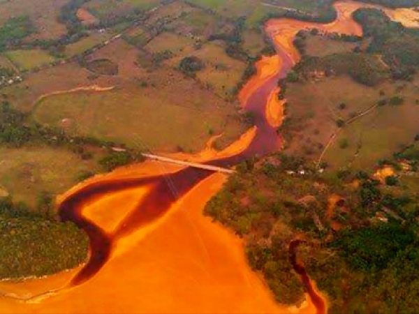 Foto del rio Yuna en Cotui, tomada por Chichí Peralta.