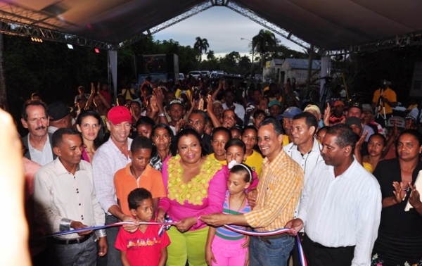 Corte de cinta de inauguración
