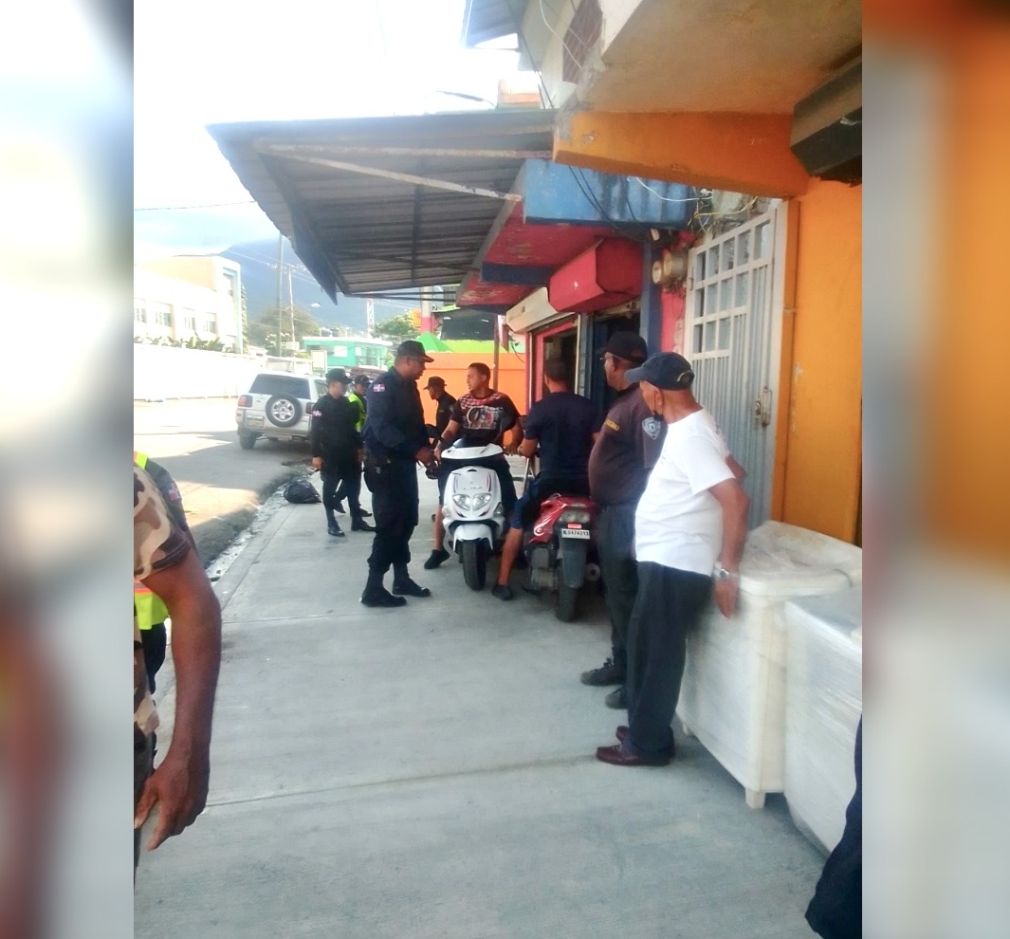  Ayuntamiento de Puerto Plata reinicia operativos de recuperación de espacios públicos.