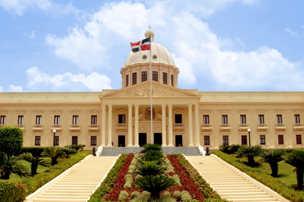 Fachada del Palacio de la Presidencia de República Dominicana.
