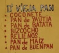 Letrero de estilo popular con la oferta D´Vieja Pan en Samaná
