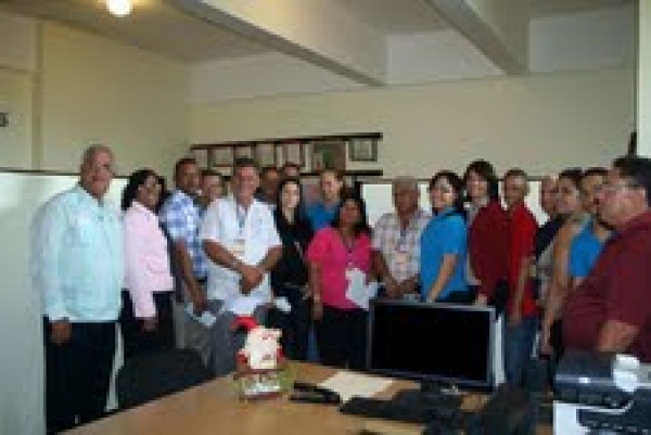 Alcalde de Baní recibe delegación centroamericana