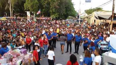 Fundación Jóvenes de Tamayo rinde tributo a madres meritorias: 