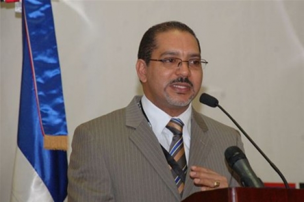 José Ángel Aquino.
