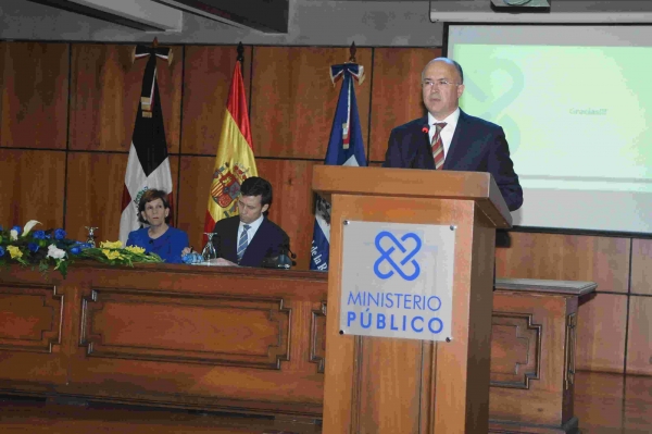 Domínguez Brito presenta plan estratégico institucional para próximos cuatro años