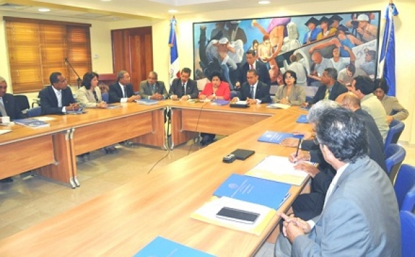 UASD dispone reajustes en las tarifas para los estudiantes