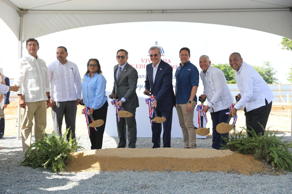 El presidente Luis Abinader destacó que en esta obra estarán las instalaciones y las edificaciones públicas más importantes del municipio.