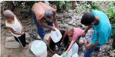 En barrio Mukai también pegan el grito al cielo por falta de agua 