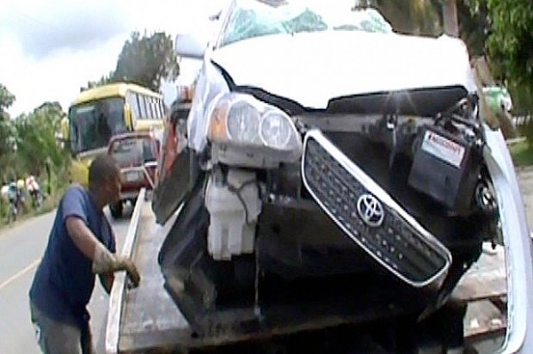 10 muertos y varios heridos en accidente en carretera Azua-Barahona
