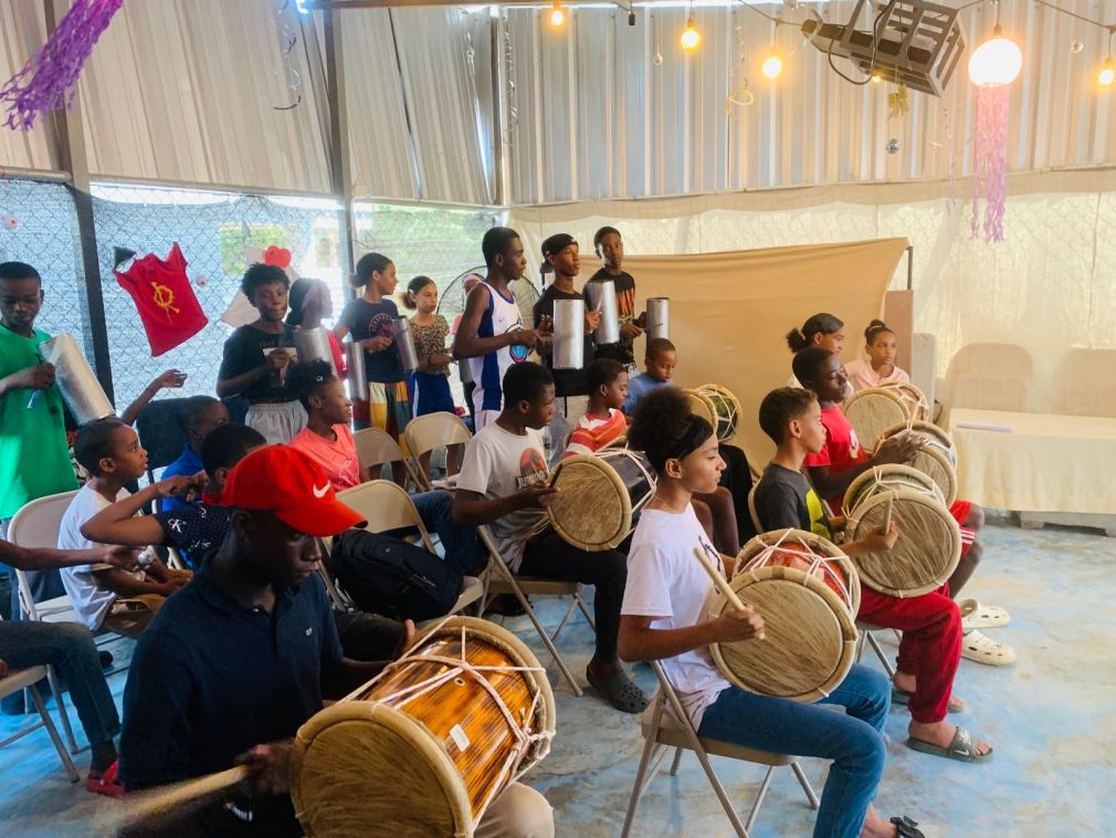 La música toma vida en Bellas Colinas, Manoguayabo.