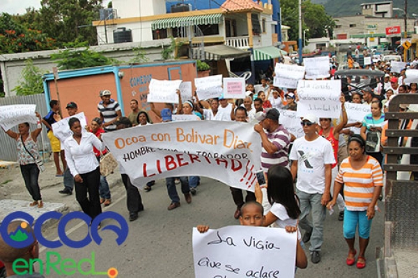 Decenas de personas marchan por libertad regidor de Ocoa: 